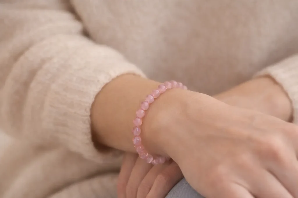 Bracelet en quartz rose – Douceur et apaisement intérieur